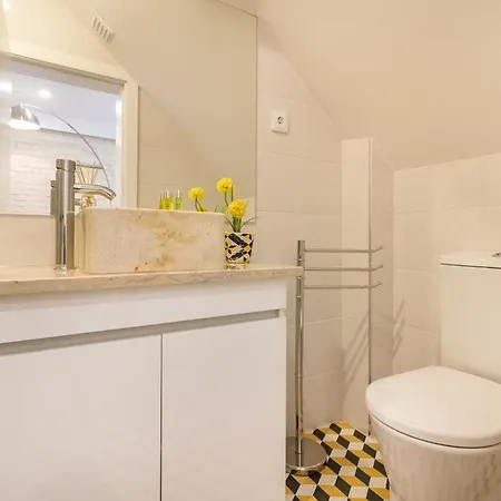 Apartment Historical Compact Flat Lissabon